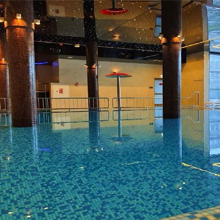 Hotel Skal Medi Spa & Resort ウストロニエ・モルスキエ エクステリア 写真
