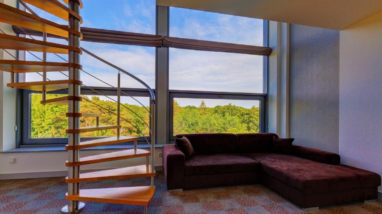 Hotel Skal Medi Spa & Resort ウストロニエ・モルスキエ エクステリア 写真