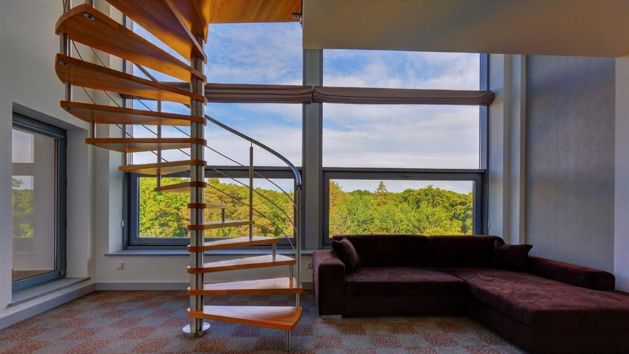 Hotel Skal Medi Spa & Resort ウストロニエ・モルスキエ エクステリア 写真